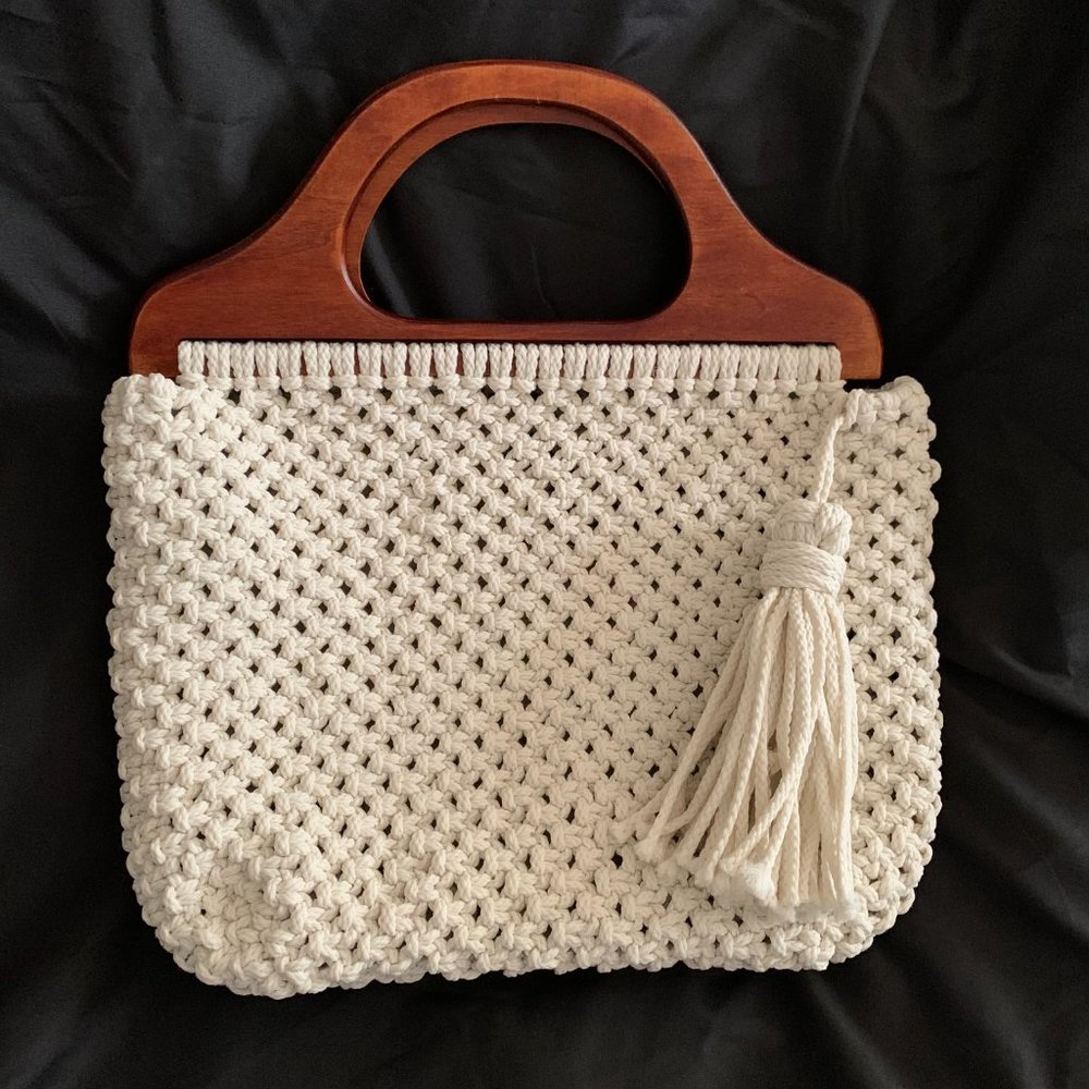 Handmade Macrame Handbag - Picture 5 of 5